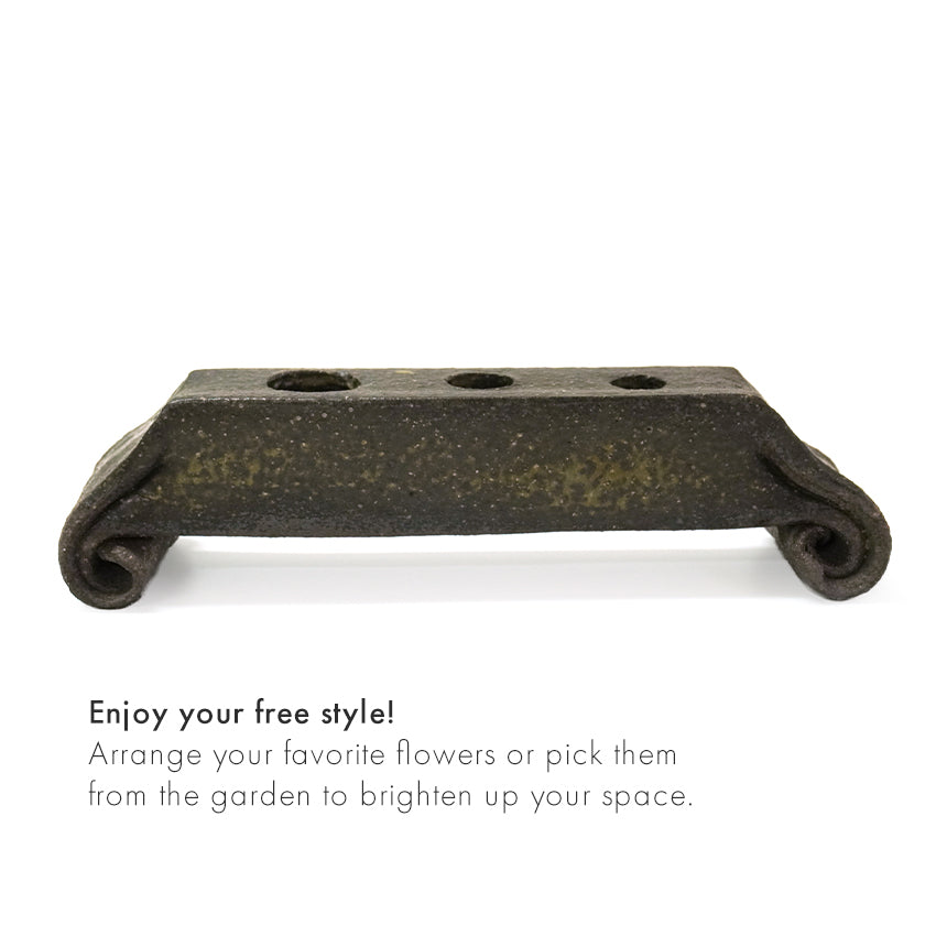 Japanese Pottery Horizontal Flower frog vase, Brown-black, Shigaraki-yaki – Handmade Ceramic Art, Wabi-Sabi Minimalist Decor