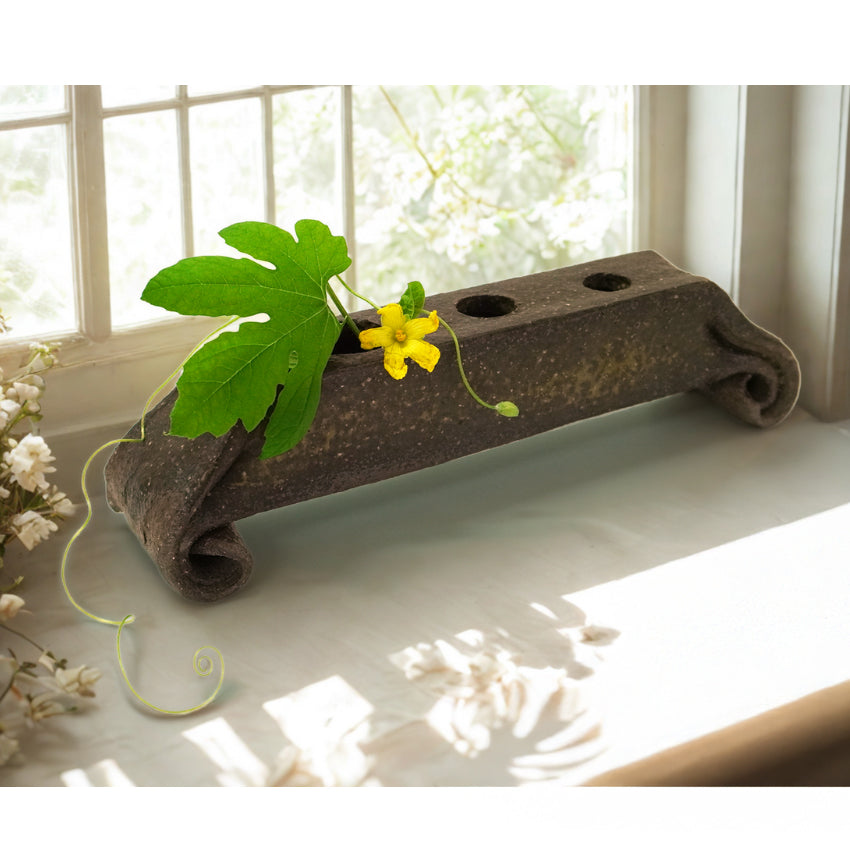 Japanese Pottery Horizontal Flower frog vase, Brown-black, Shigaraki-yaki – Handmade Ceramic Art, Wabi-Sabi Minimalist Decor
