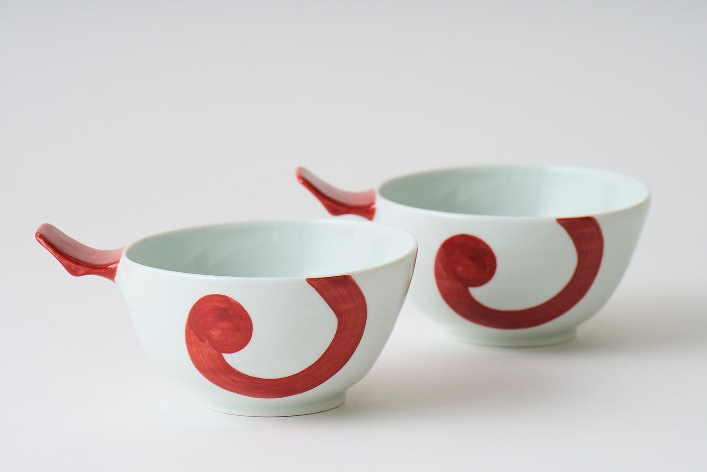 e-bowl with handle
