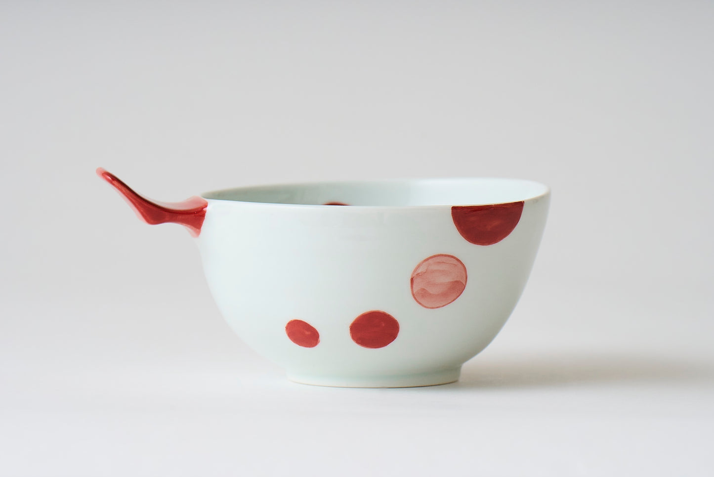 e-bowl with handle
