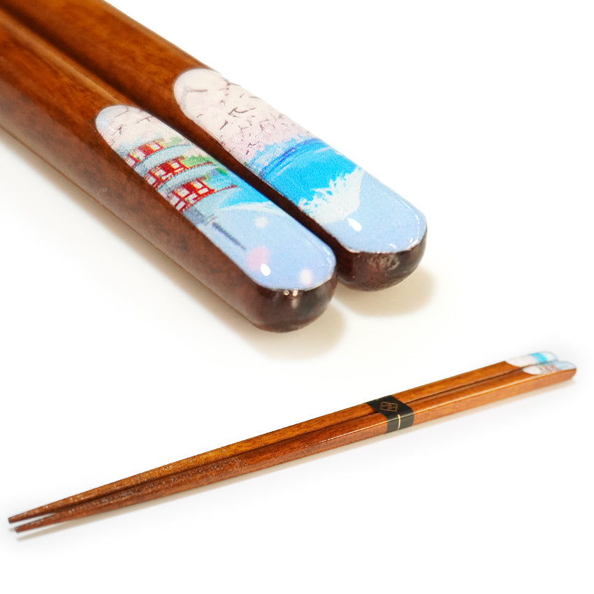 Japanese Wooden Chopsticks – Ukiyo-e, Sumo, Fuji & Sakura Designs – Natural Wood, Non-Slip, Hand-Friendly – Traditional Japanese utensils