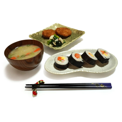 Maple & Sakura Japanese Chopsticks – Blue & Red base, Natural bamboo, Lightweight & Non-Slip – Traditional Japanese utensils